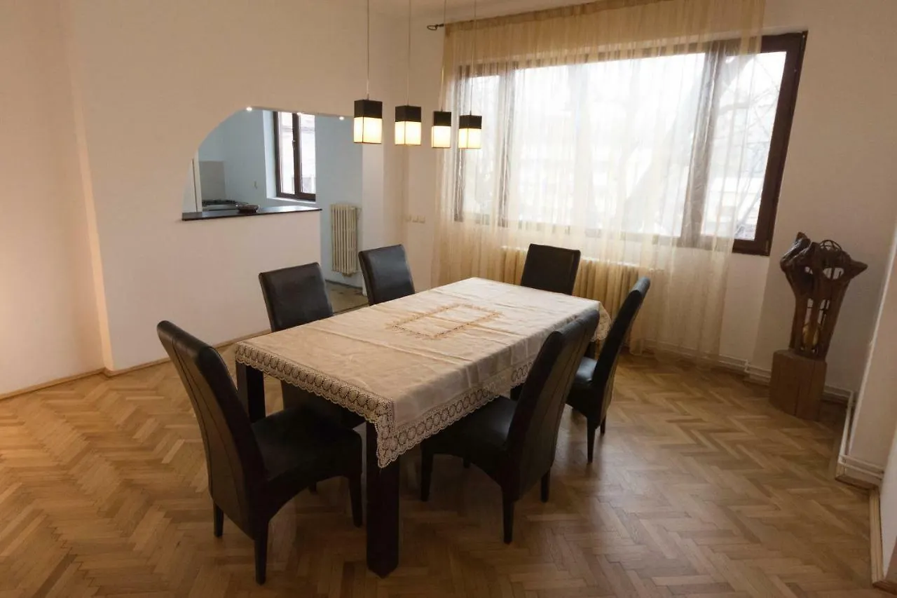 Diana'S Lägenhet Bukarest