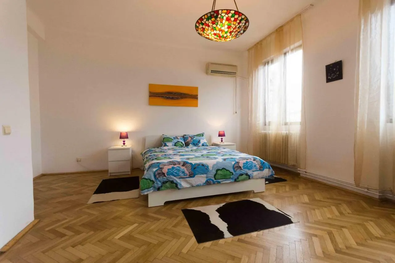 Diana'S Apartment Bucharest 0*,